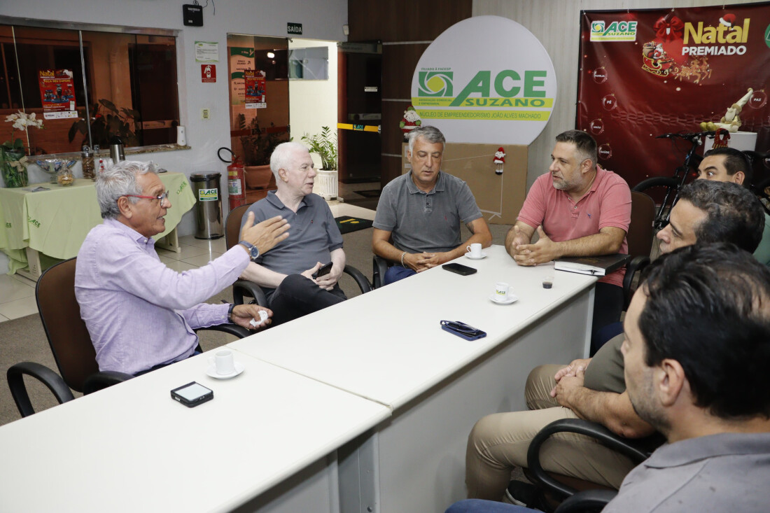 Desenvolvimento Econômico realiza reuniões com Senac e ACE Suzano