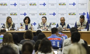Governo lança ações para se antecipar a período de alta da dengue