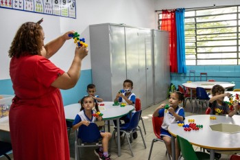 Itaquá abre concurso público com 206 vagas para professores
