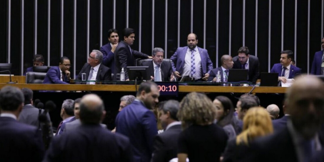 Câmara aprova MP que abre crédito extra para pagamento de benefícios