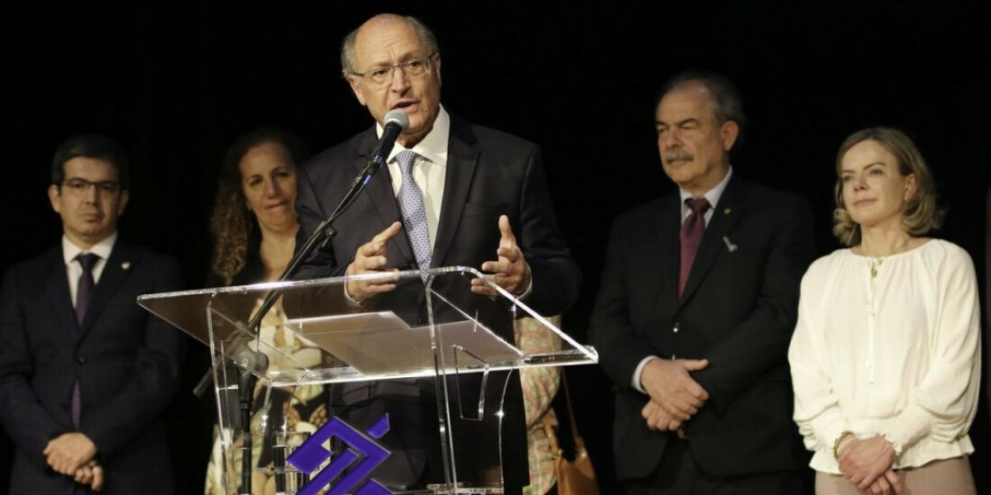 Recomposição do Orçamento para 2023 é prioridade, diz Alckmin