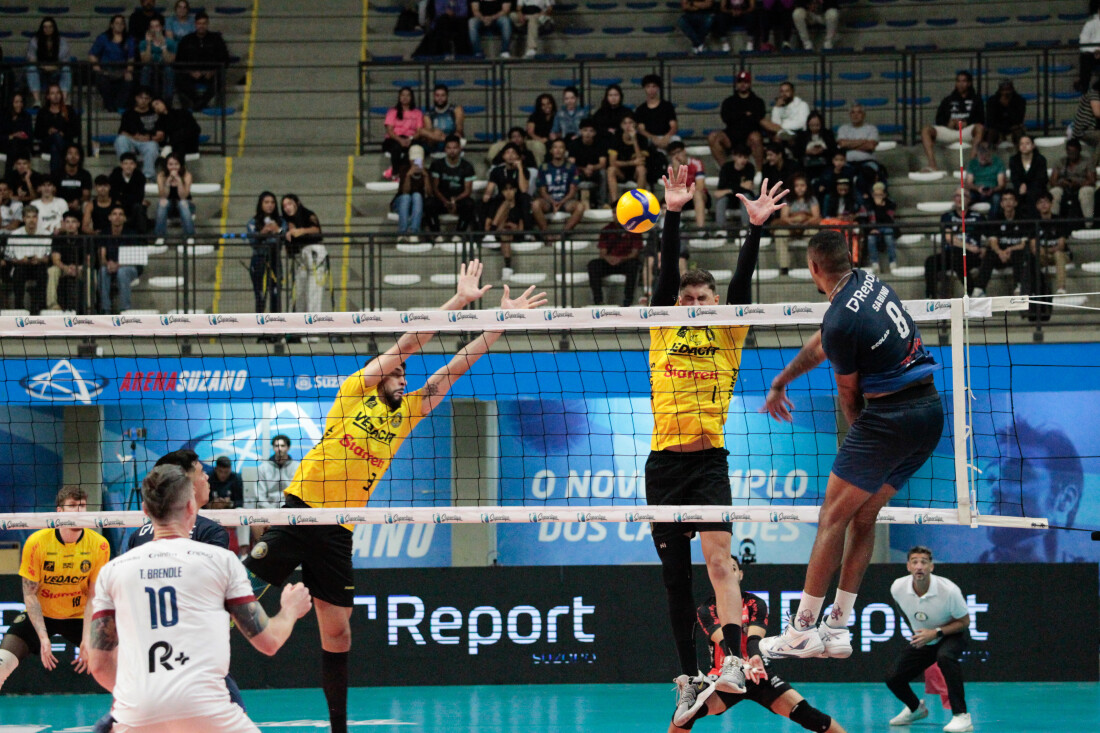 Suzano reage mais uma vez e vence clássico contra o Vedacit Vôlei Guarulhos