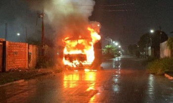 Após mais uma noite violenta, ônibus voltam a circular em Porto Velho