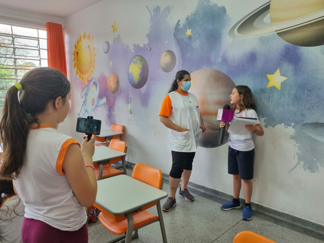 Especialista destaca benefícios da regulamentação do uso de celulares nas escolas