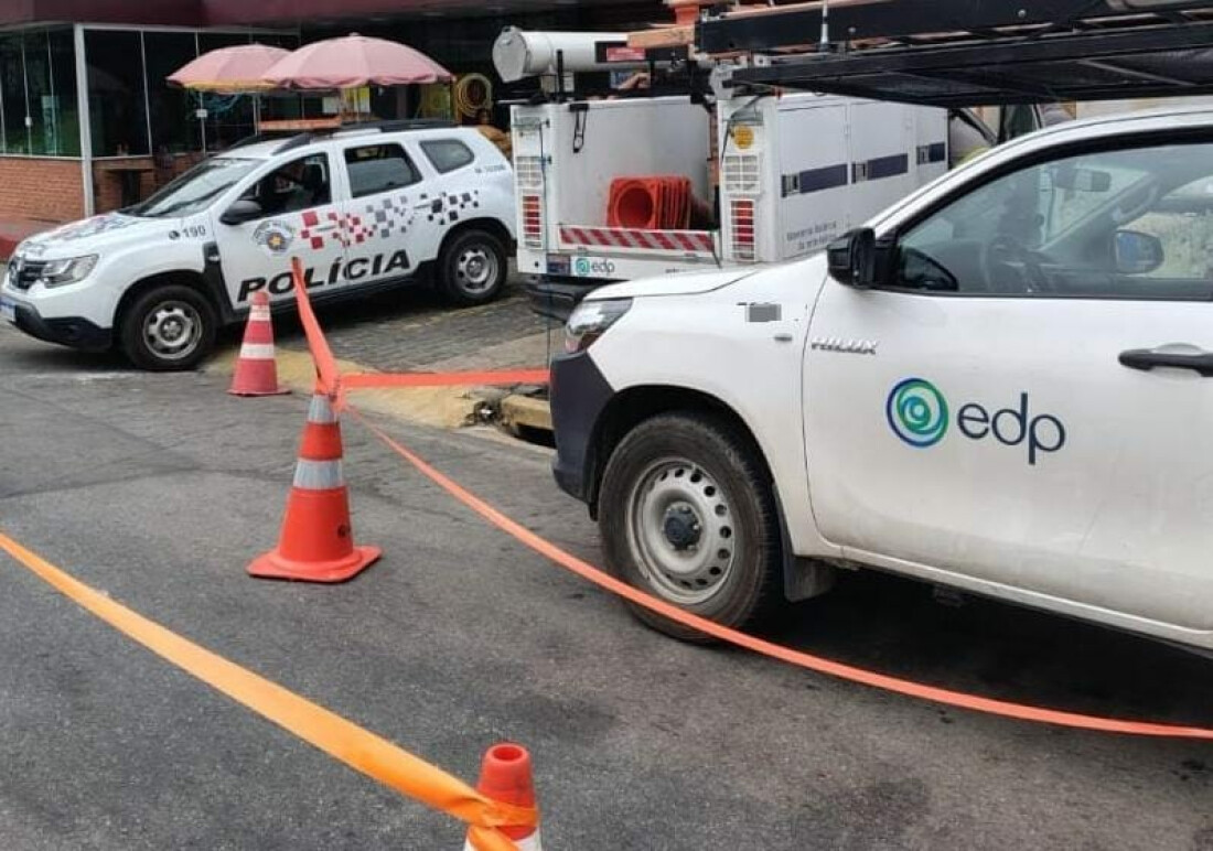 Operação policial com apoio da EDP descobre fraude de energia em padaria em Itaquá