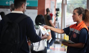 Ação em SP orienta população a agir em eventos climáticos extremos