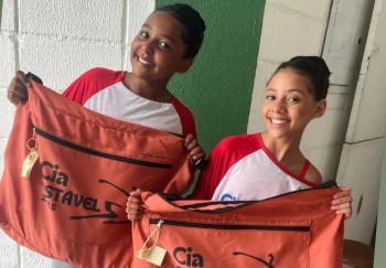 Alunas da ONG Missão Intensidade são premiadas com bolsa de dança