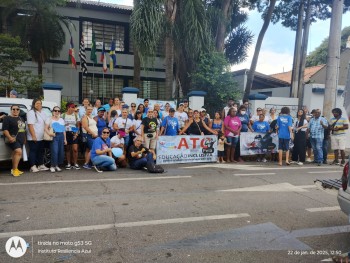 Mogi e Suzano têm manifestações contra mudanças nas regras para profissionais de apoio