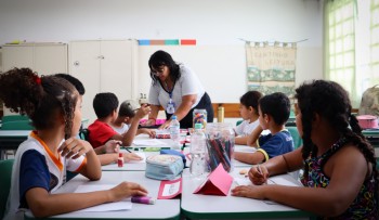 Mais de 160 mil alunos vão retomar às aulas na rede pública da região 