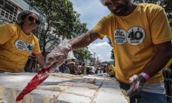 Tradição no aniversário de São Paulo, Bolo do Bixiga completa 40 anos