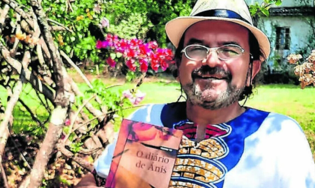 Morre em Brasília o poeta e compositor Vicente Sá