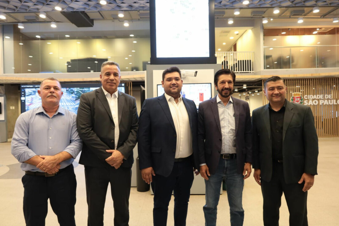Prefeito estuda implantar tecnologia ‘Smart Sampa’ em Suzano