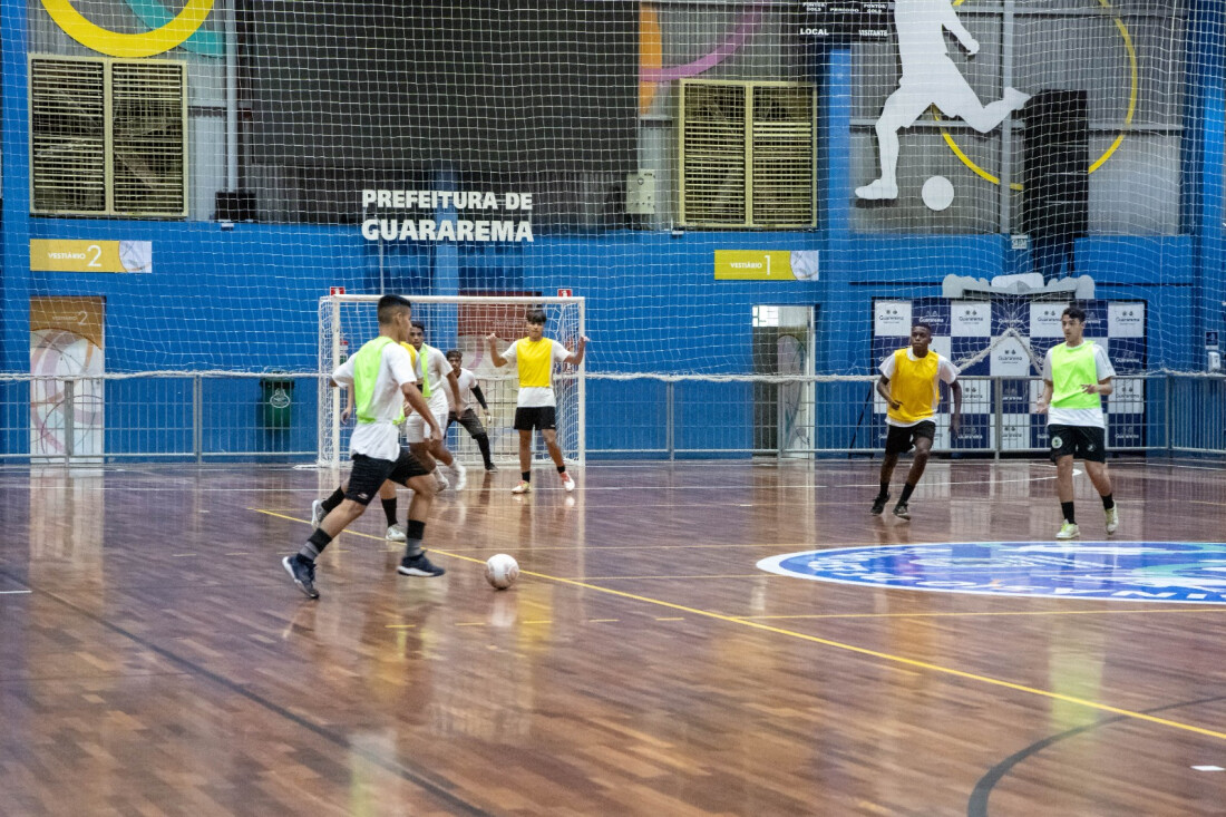 Prefeitura realiza seletiva para encontrar novos talentos para o Guararema Futsal sub-20