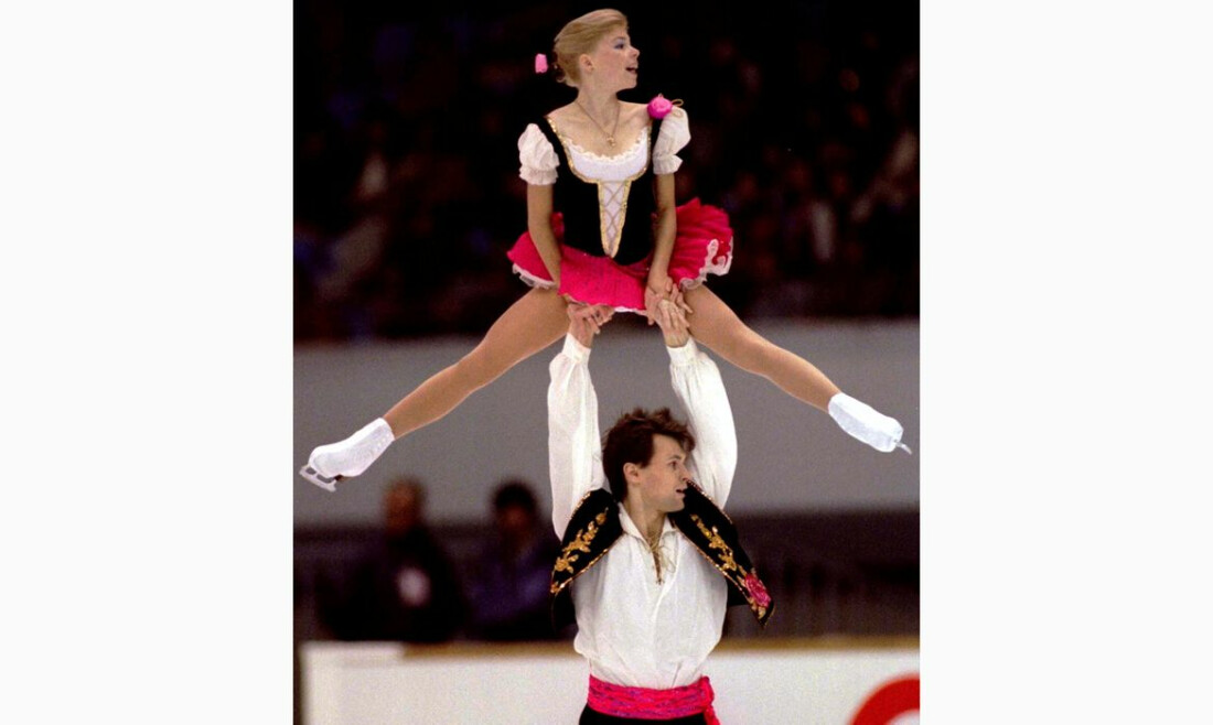 Casal de patinadores russos estava em avião que caiu em Washington