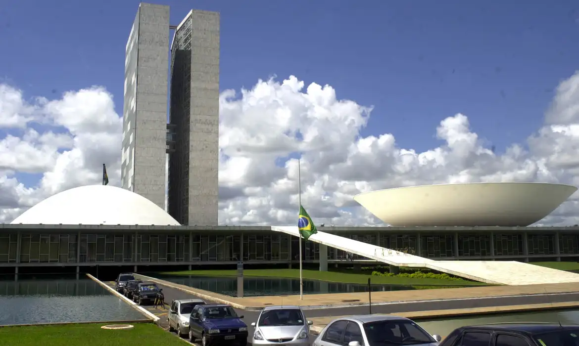 Nova Mesa Diretora do Senado é eleita por aclamação