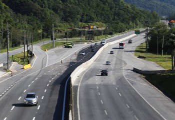 Pedágio na Mogi-Dutra e Mogi-Bertioga deve começar a ser cobrado em novembro 