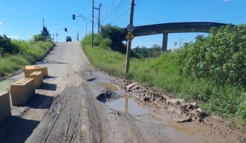 Trânsito de veículos pesados na rua Galeão, em Mogi, será proibido 