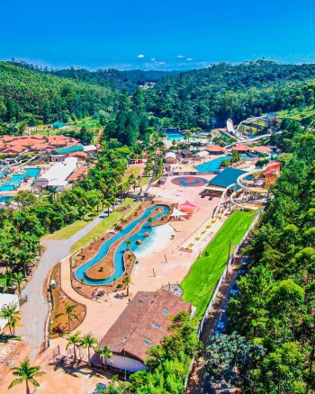 Com hospedagem e lazer, Magic City é opção para curtir o Carnaval perto de casa