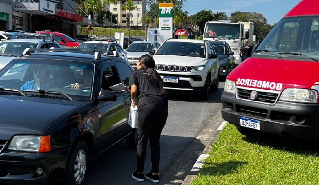 Operação Carnaval leva orientações sobre comportamento seguro no trânsito