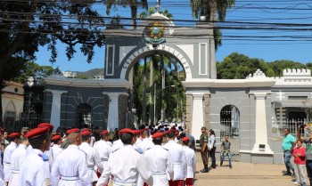 Decisão judicial obriga Exército a adotar cotas em colégios militares