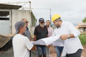  Prefeitura aplica fresa de asfalto na Vila São Francisco e anuncia pacote de melhorias 