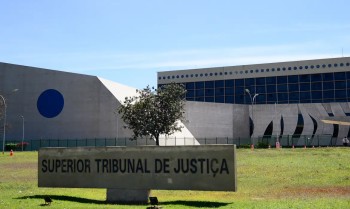 Ministros do STJ defendem Moraes de críticas dos EUA
