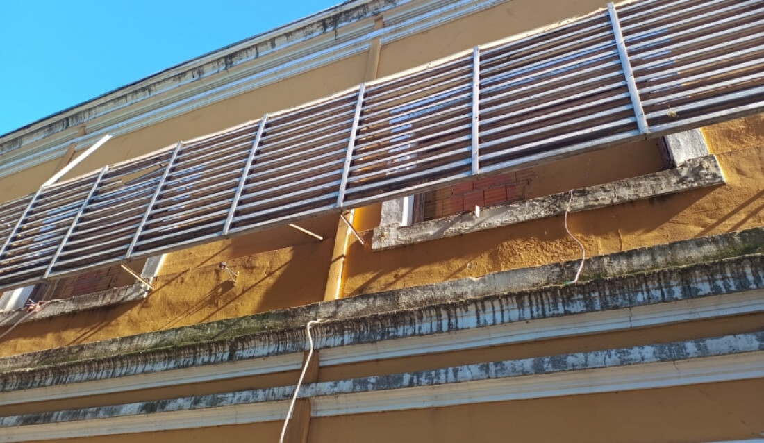 Furto no sistema de refrigeração impossibilita funcionamento do Theatro Vasques 