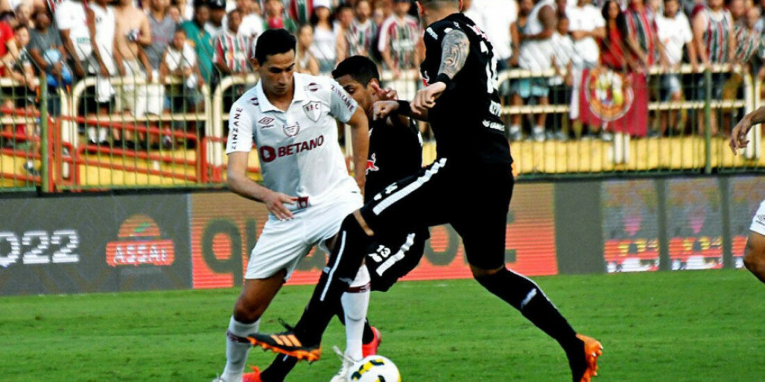 Sem vencer há 5 jogos, Fluminense recebe Bragantino pelo Brasileirão