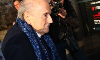 Blatter declara inocência em retorno a tribunal por caso de fraude