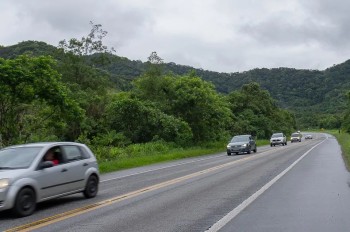 Mogi-Dutra e Mogi-Bertioga apresentam trânsito tranquilo nesta quarta (5)