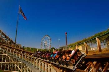 Magic City e Hopi Hari oferecem combo promocional na Semana do Consumidor