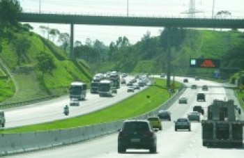 O motorista que utilizou ontem as rodovias que passam