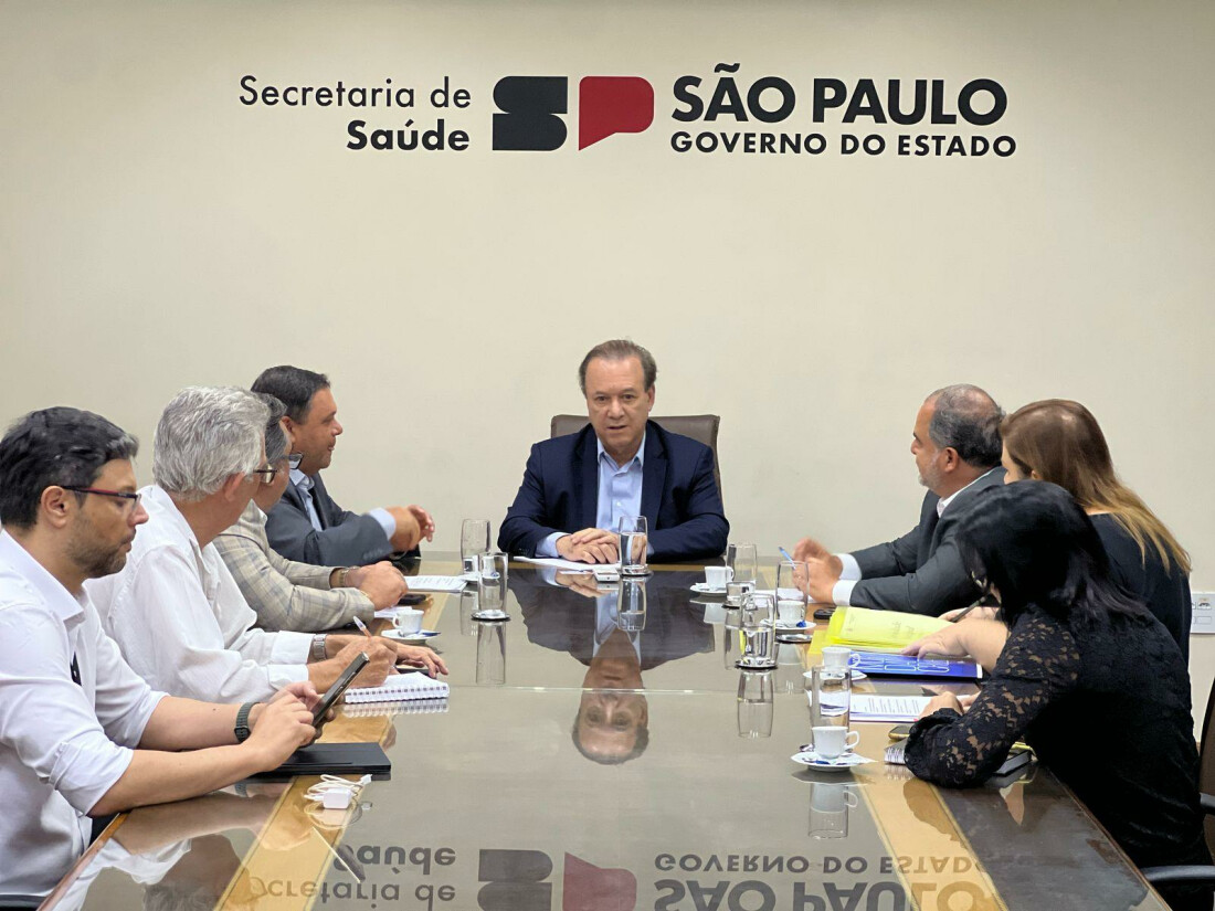 Damasio se reúne com secretário de Saúde e defende pronto-socorro no Hospital Luzia de Pinho Melo