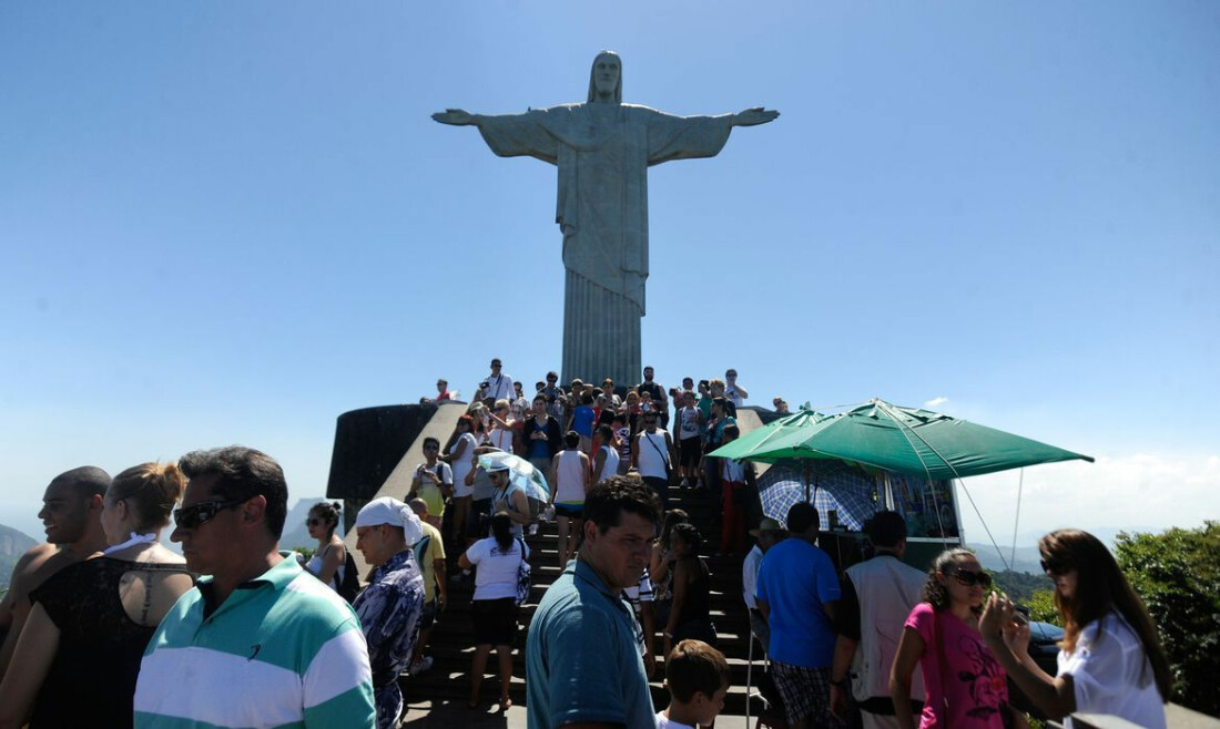 Cristo Redentor reabre ao público depois de morte de turista