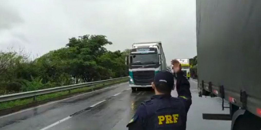 Alto Tietê sofre com bloqueios de bolsonaristas em rodovias