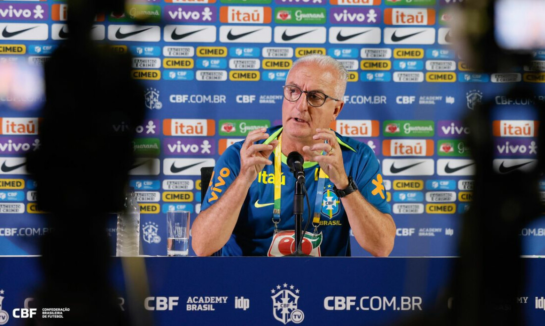 Dorival Júnior quer a seleção atuando bem independente do adversário