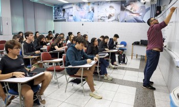 Pé-de-Meia Licenciaturas: últimos dias para cadastro para bolsa mensal