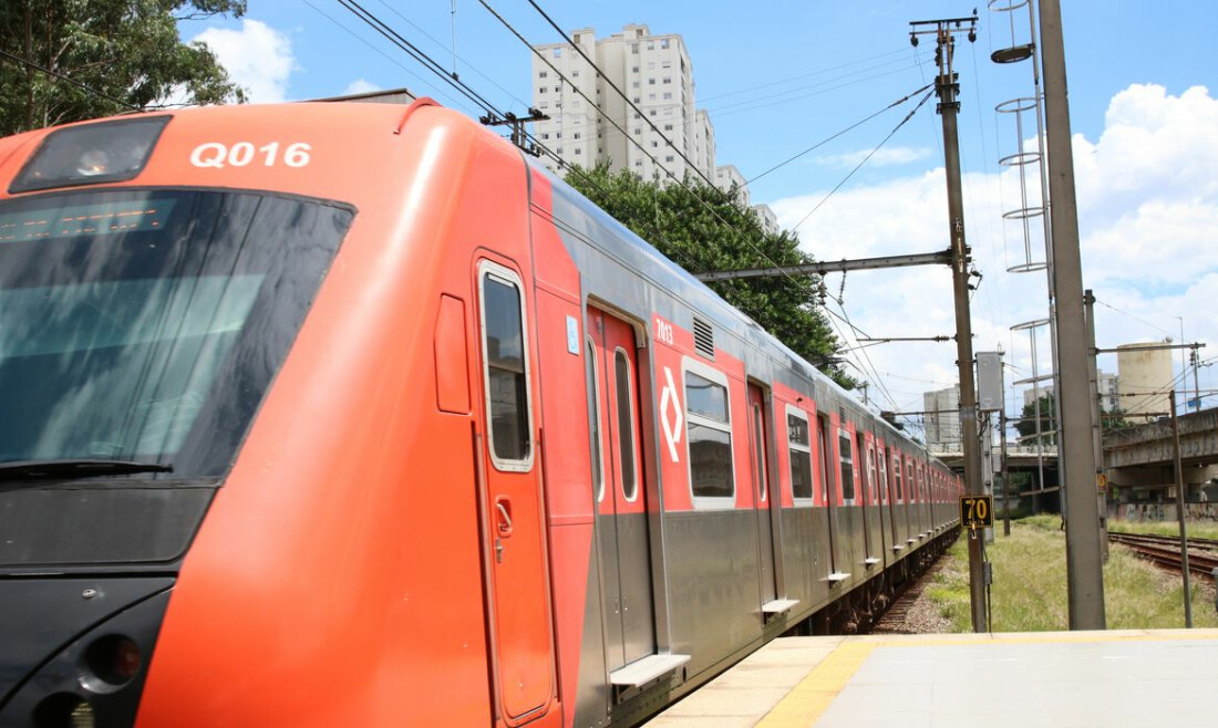 Governo de São Paulo privatiza três linhas de trens da CPTM