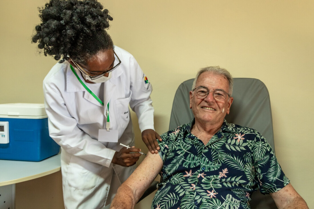 Guararema aplica vacina contra a gripe em todas as Unidades de Saúde