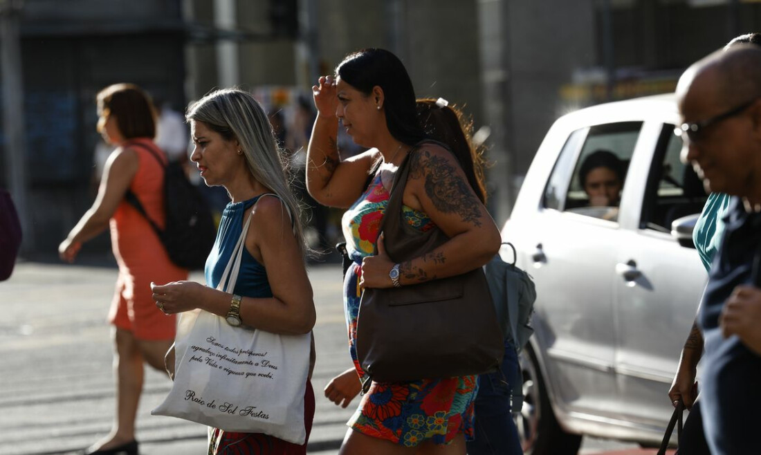 Rio tem quarta de calor e espera chuva muito forte nos próximos dias