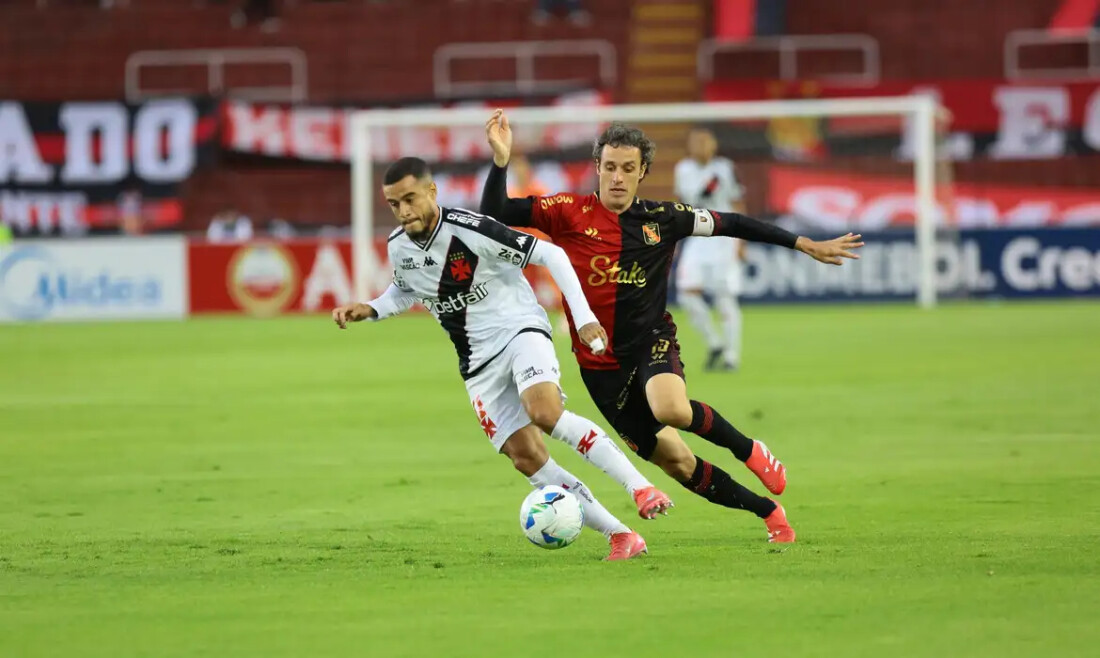Vasco abre vantagem, mas cede empate ao Melgar pela Sul-Americana