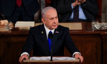 Netanyahu chega a Budapeste e desafia mandado de detenção do TPI