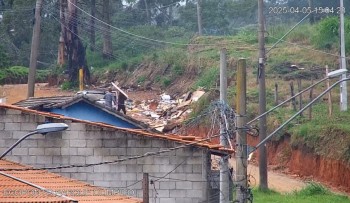 Prefeitura flagra descarte irregular no Parque Olímpico e responsáveis são multados