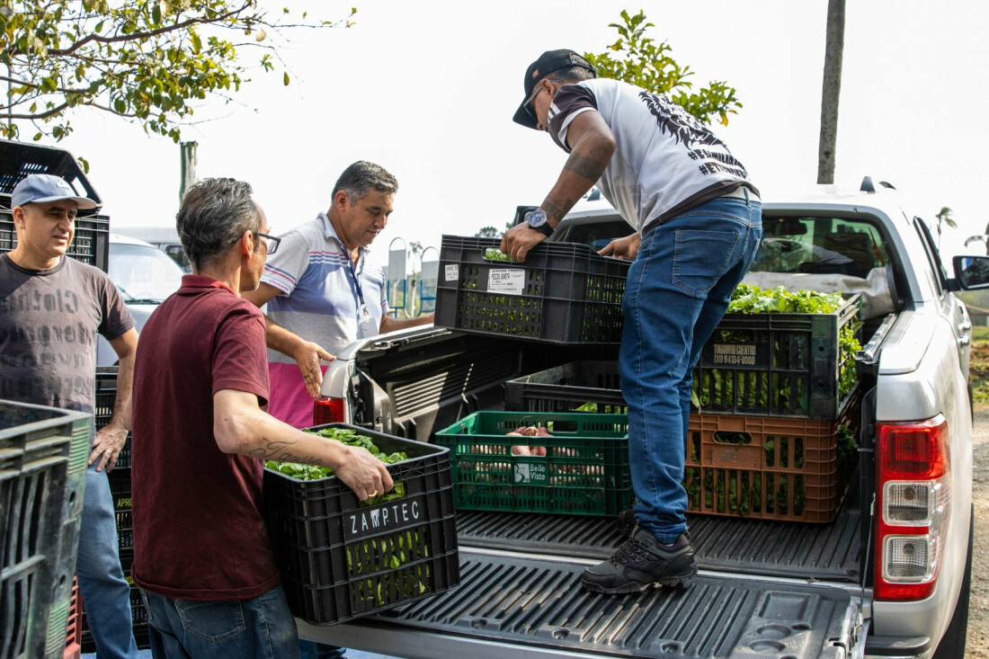 Itaquá entrega 70 toneladas de alimentos para pessoas em vulnerabilidade social