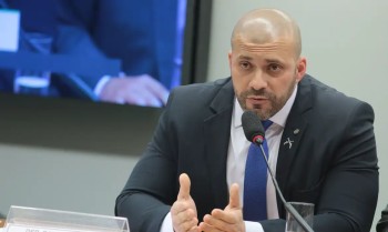 Moraes nega pedido de Silveira para trabalhar e estudar fora da prisão