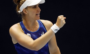 Após revés na simples, Brasil vence nas duplas da Billie Jean King Cup