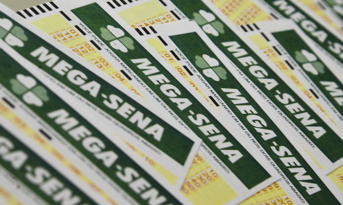 Mega-Sena sorteia neste sábado prêmio acumulado em R$ 37 milhões