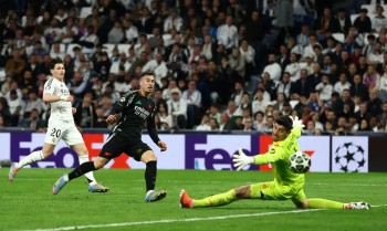 Arsenal derrota Real Madrid e avança à semi da Liga dos Campeões