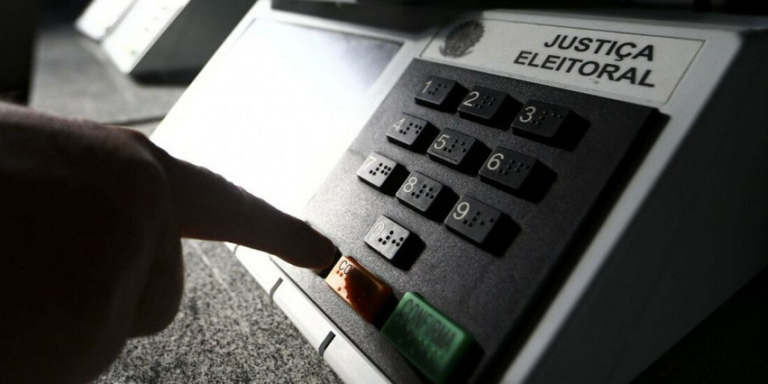 Eleições: TSE descarta votos brancos e nulos durante a apuração