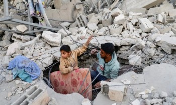 Bloqueio interrompe vacinação contra a pólio na Faixa de Gaza